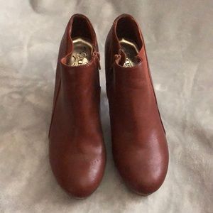 Size 8 Brown Booties